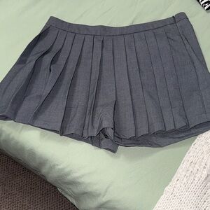 Gray Pleated Women's Skort